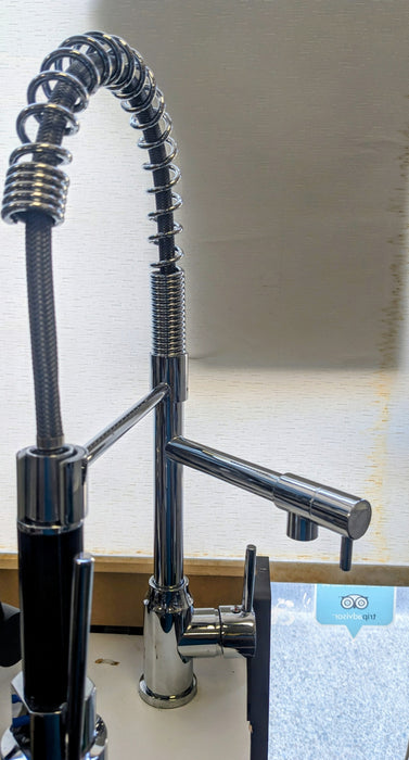 100675 KITCHEN PULLOUT FAUCET WITH POT FILLER