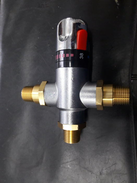 THERMOSTATIC MIXING VALVE THREADED MIP 1/2''--1''